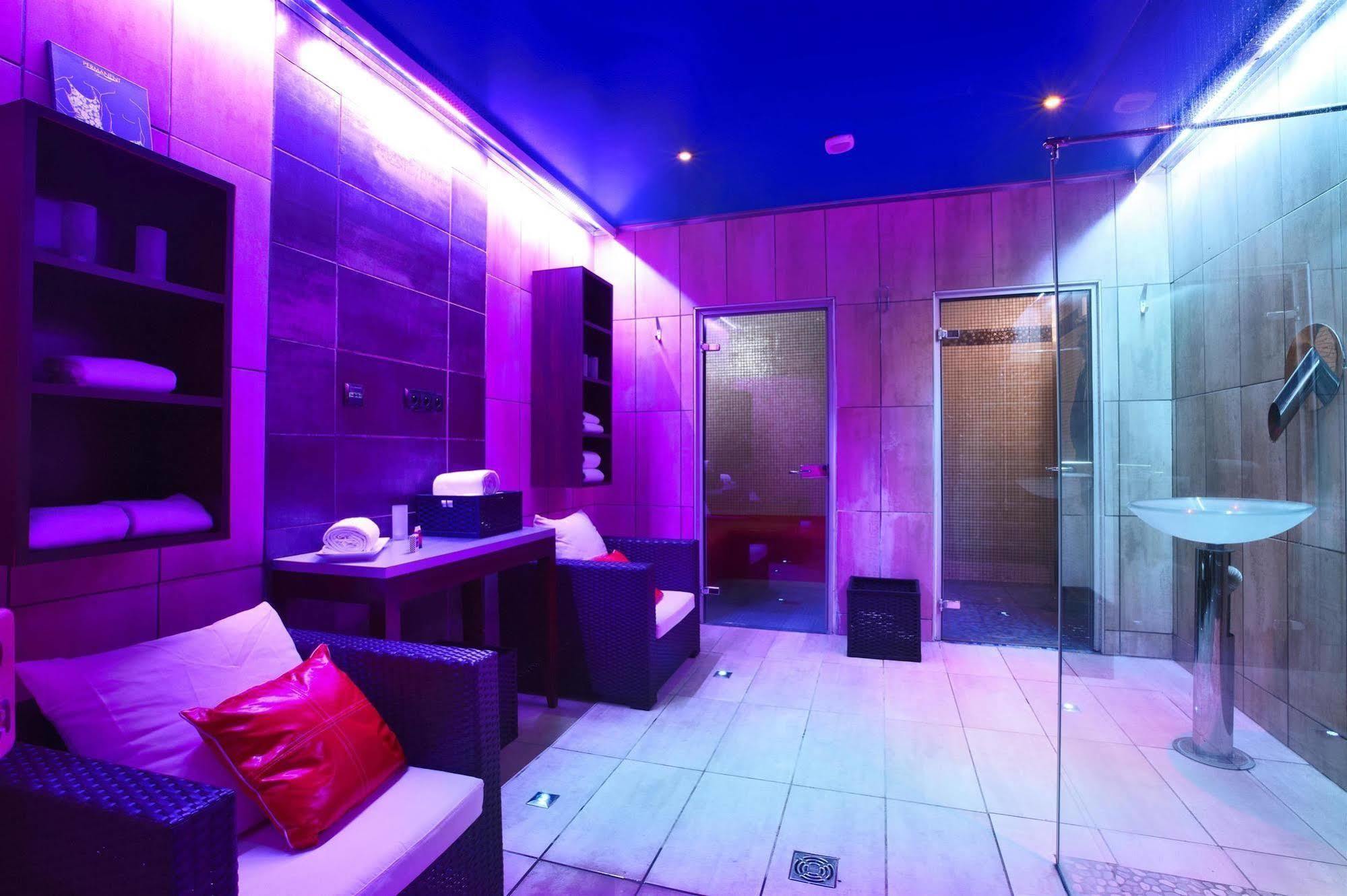 Enzo Hotels Reims Tinqueux By Kyriad Direct Bagian luar foto